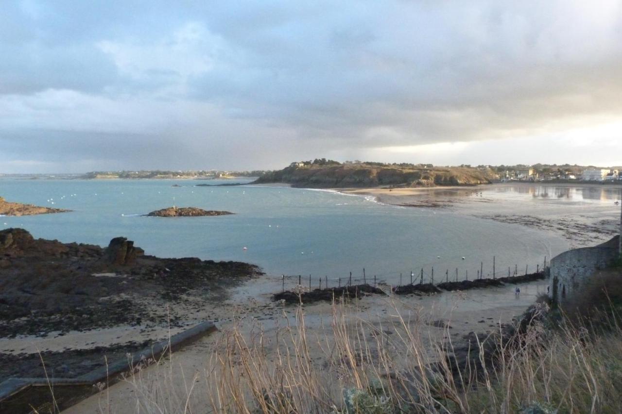 Gite Bambou Saint-Lunaire Exteriör bild